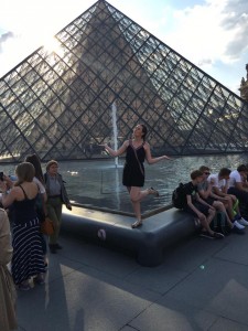 Soaking in the sun at the Louvre 