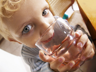 Picture of child drinking glass of water 2